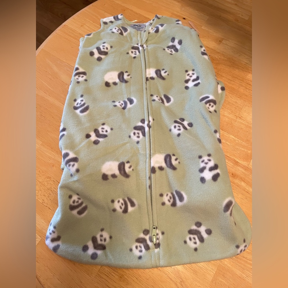 New Halo Green Panda Print Fleece Zipper Sleep Sack newborn 0-3m